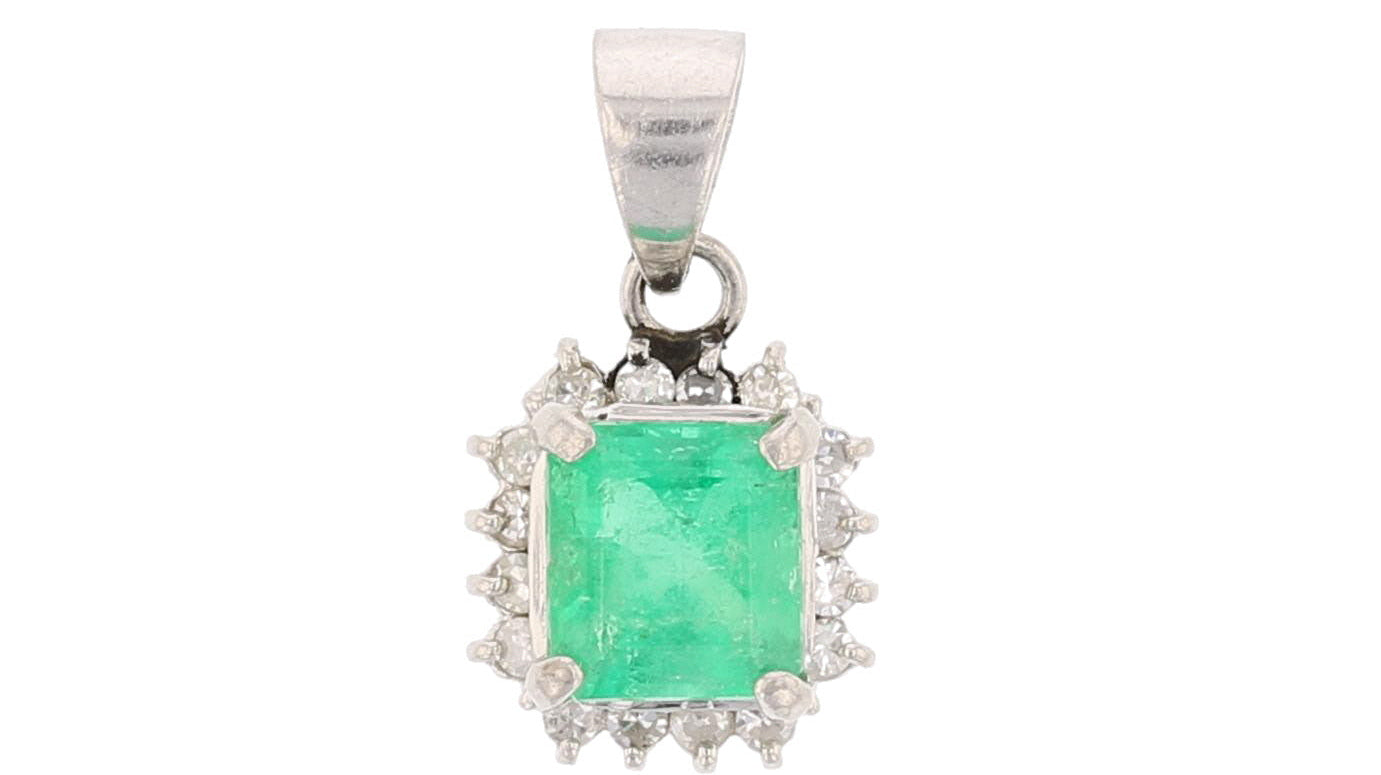💚 May Birthstone: Emerald – A Symbol of Rebirth, Romance & Timeless Beauty