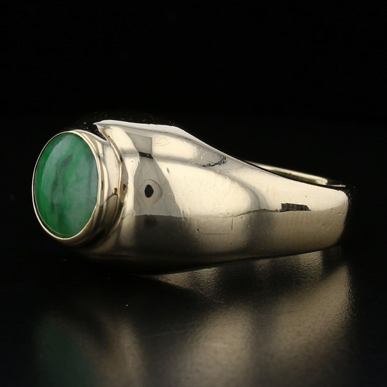 Unisex Jade Ring - David's Antiques & Jewelry