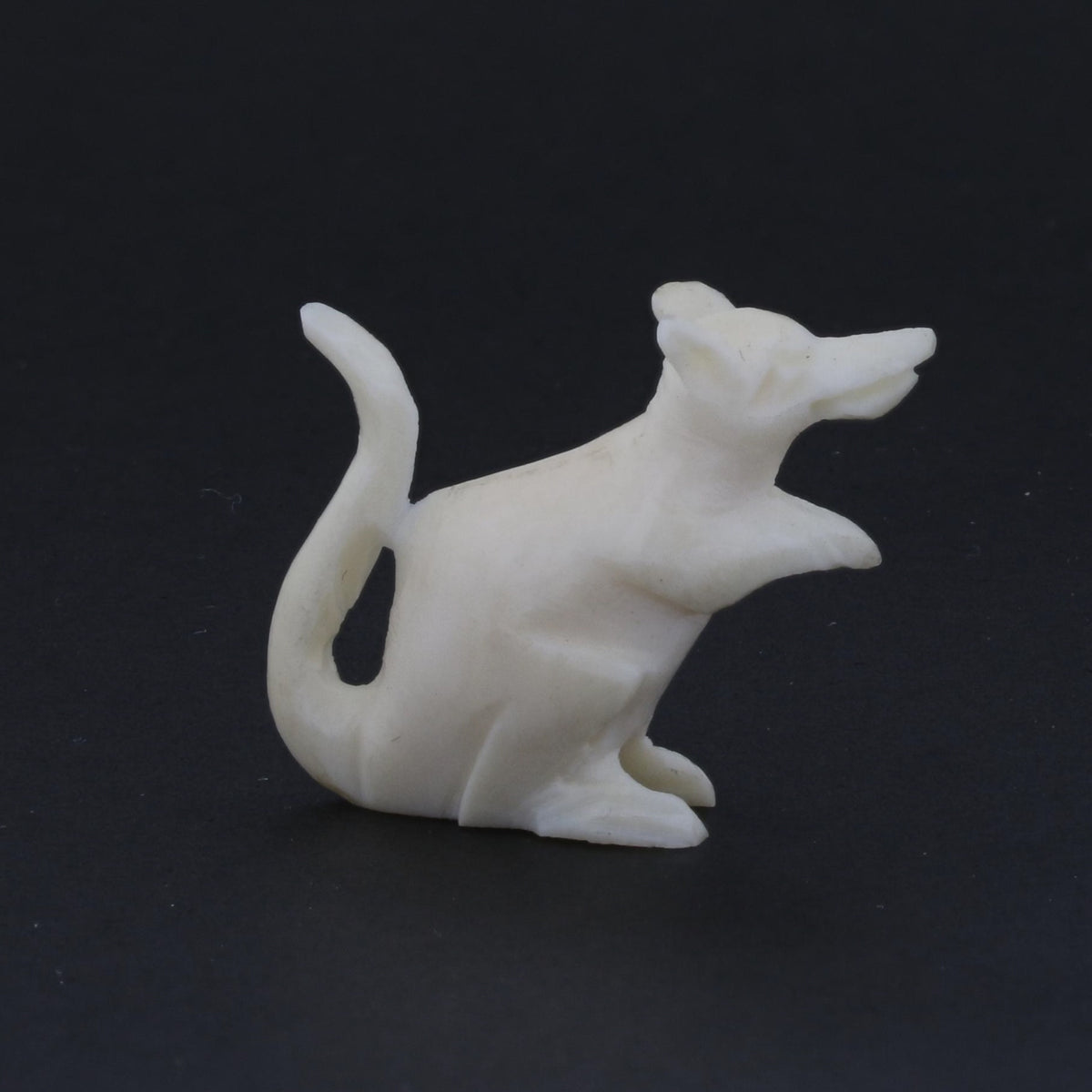 Antique Netsuke – Exquisite Hand-Carved Animal Mouse