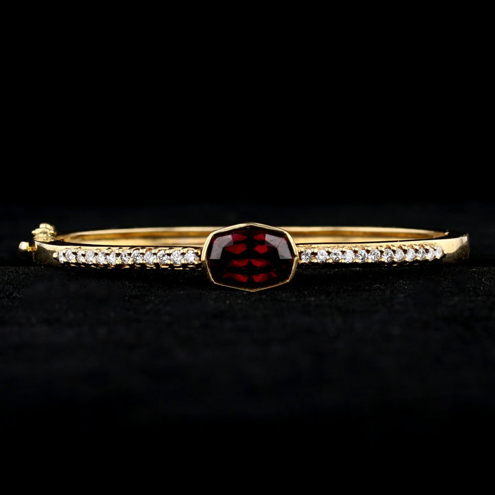 Almandite Garnet, Diamond Cuff   889075