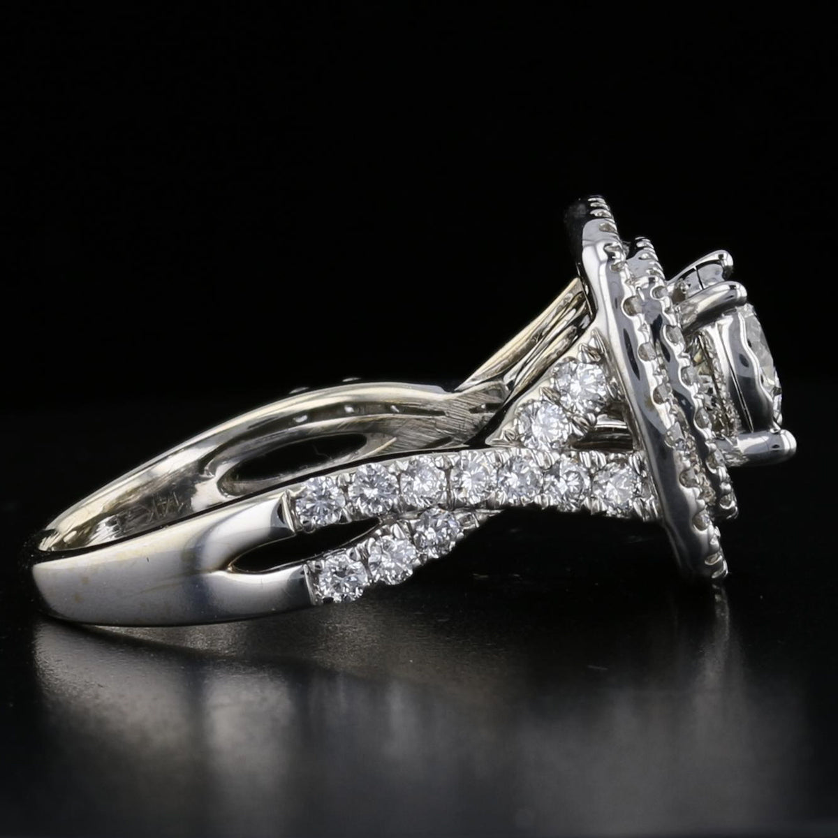 Vintage 14K White Gold Diamond Halo Engagement Ring Set