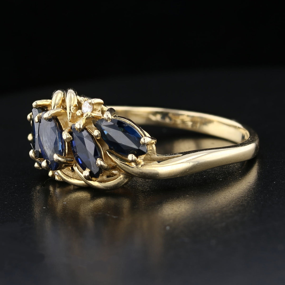 Sapphire Diamond Ring 892045