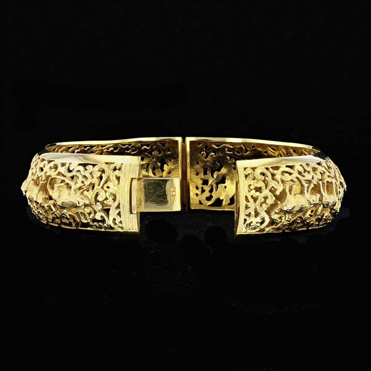 21K Gold Zodiac Bangle 892262