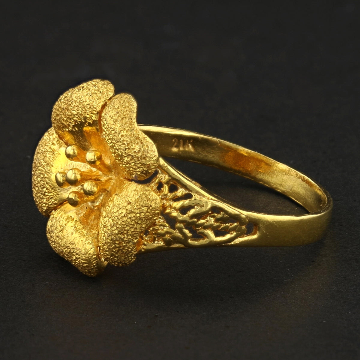 Flower Ring 892974