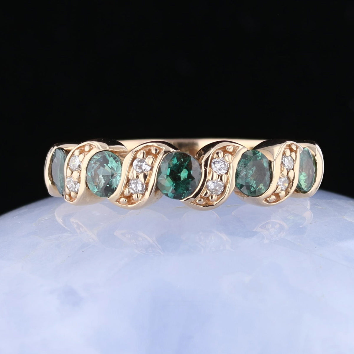 Sophisticated Alexandrite and Diamond Rose Gold Band
