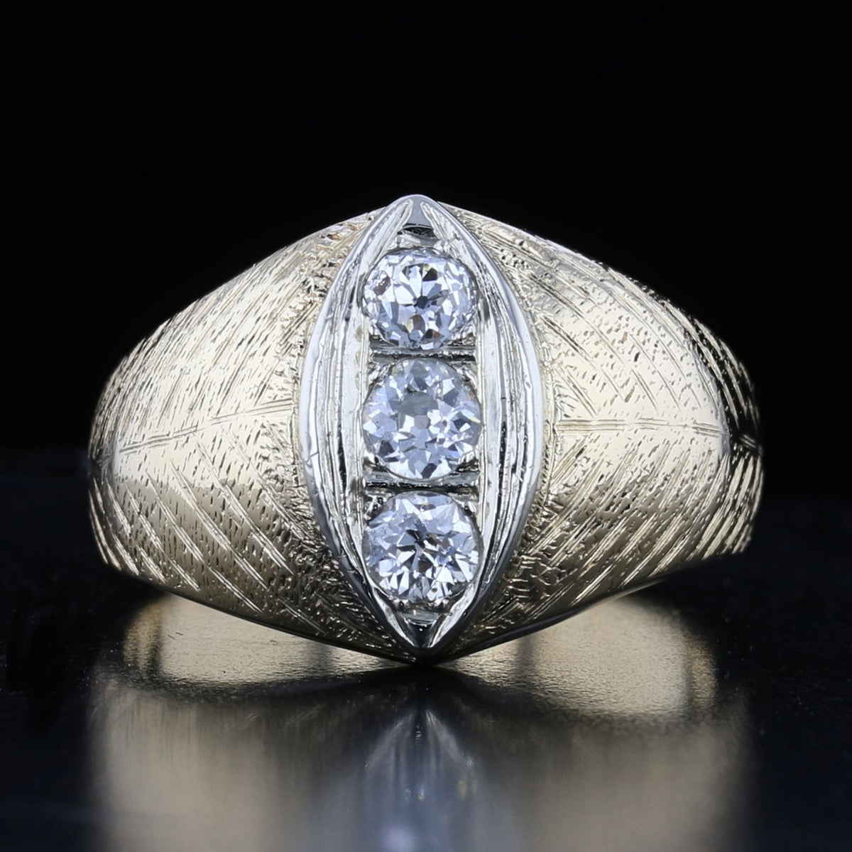 Diamond Ring sz 8.5 893774