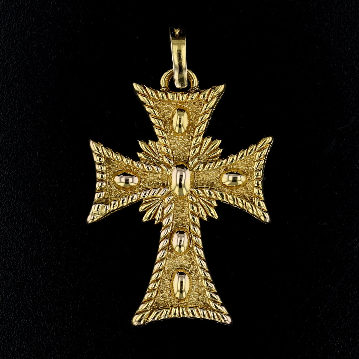 2 Sided Cross Pendant 893831