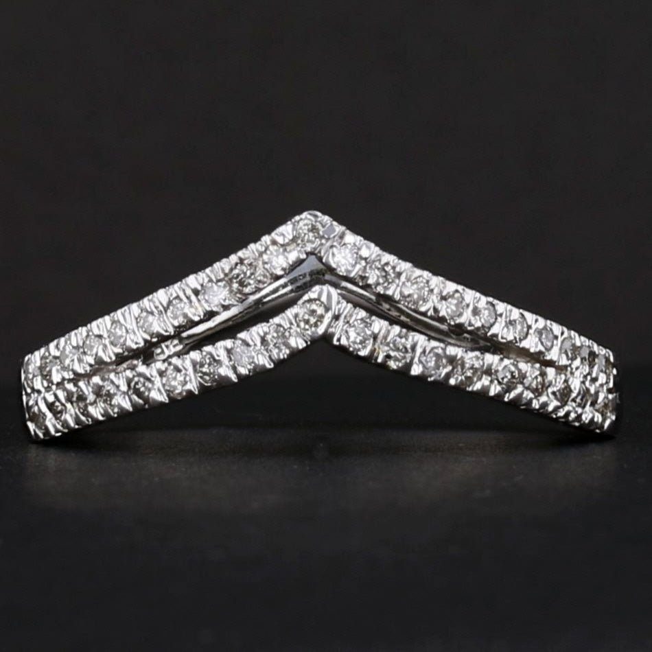 Diamond Chevron Band