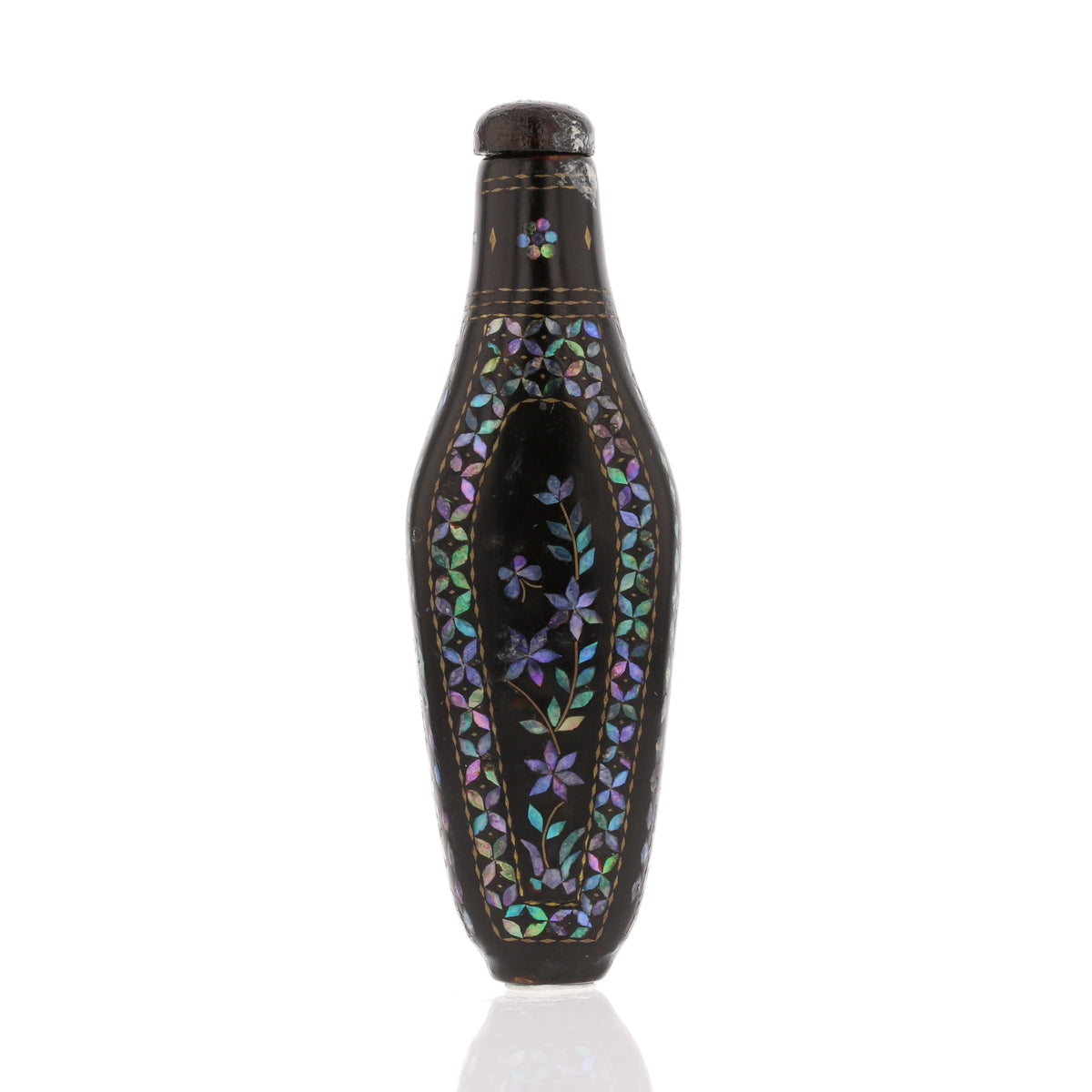 LACQUER MOTHER OF PEARL INLAID SNUFF BOTTLE 1