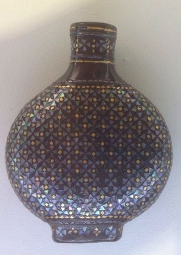 Chinese Lac Burgaute Snuff Bottle – Mother of Pearl Mosaic
