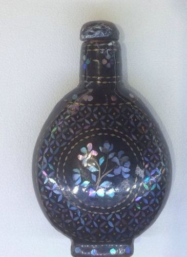 Chinese Lac Burgaute Snuff Bottle – Mother of Pearl Floral Designs