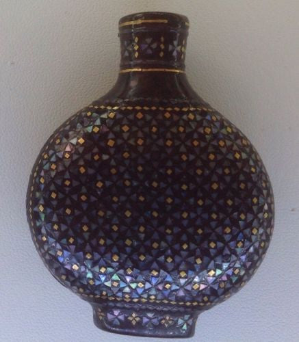 Chinese Lac Burgaute Snuff Bottle – Mother of Pearl Mosaic