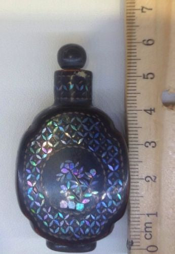 Chinese Lac Burgaute Snuff Bottle – Mother of Pearl Inlay with Horn Top
