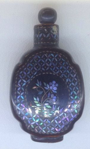 Chinese Lac Burgaute Snuff Bottle – Mother of Pearl Inlay with Horn Top