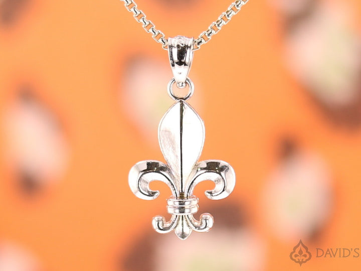 Small Fleur de Lis Pendant