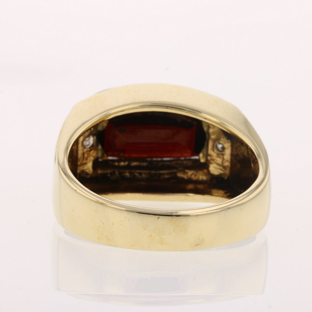 Checkerboard Garnet Ring - David's Antiques & Jewelry