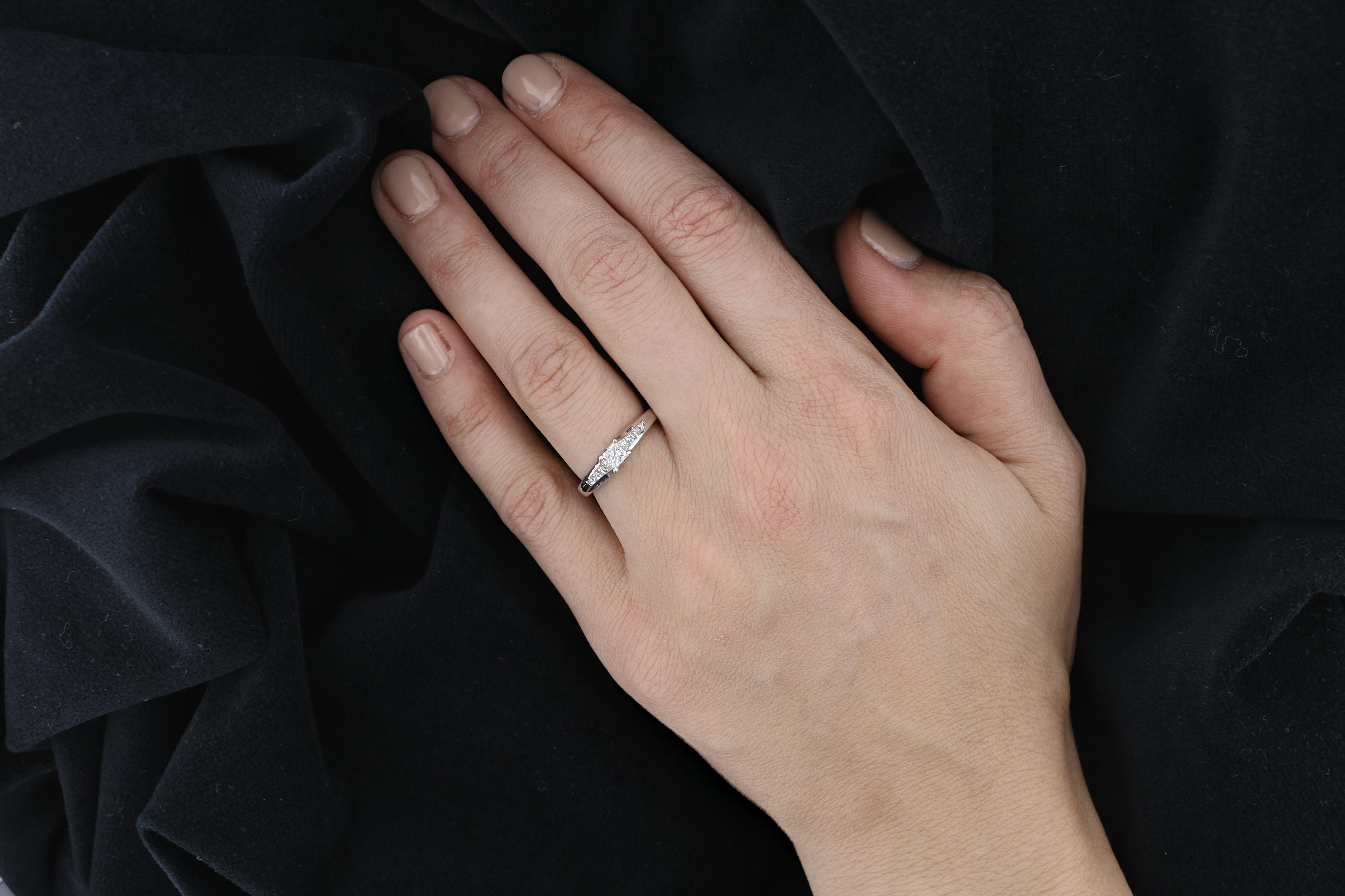 14K White Gold Diamond Princess cut Engagement/Bridal Ring - David's Antiques & Jewelry