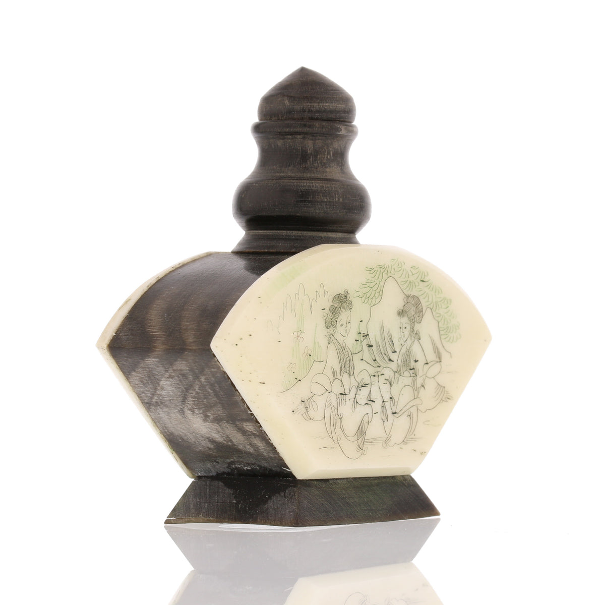 Antique Chinese Snuff Bottle