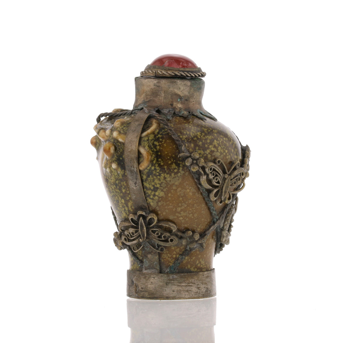 Antique Chinese Snuff Bottle – Intricate Metalwork Design
