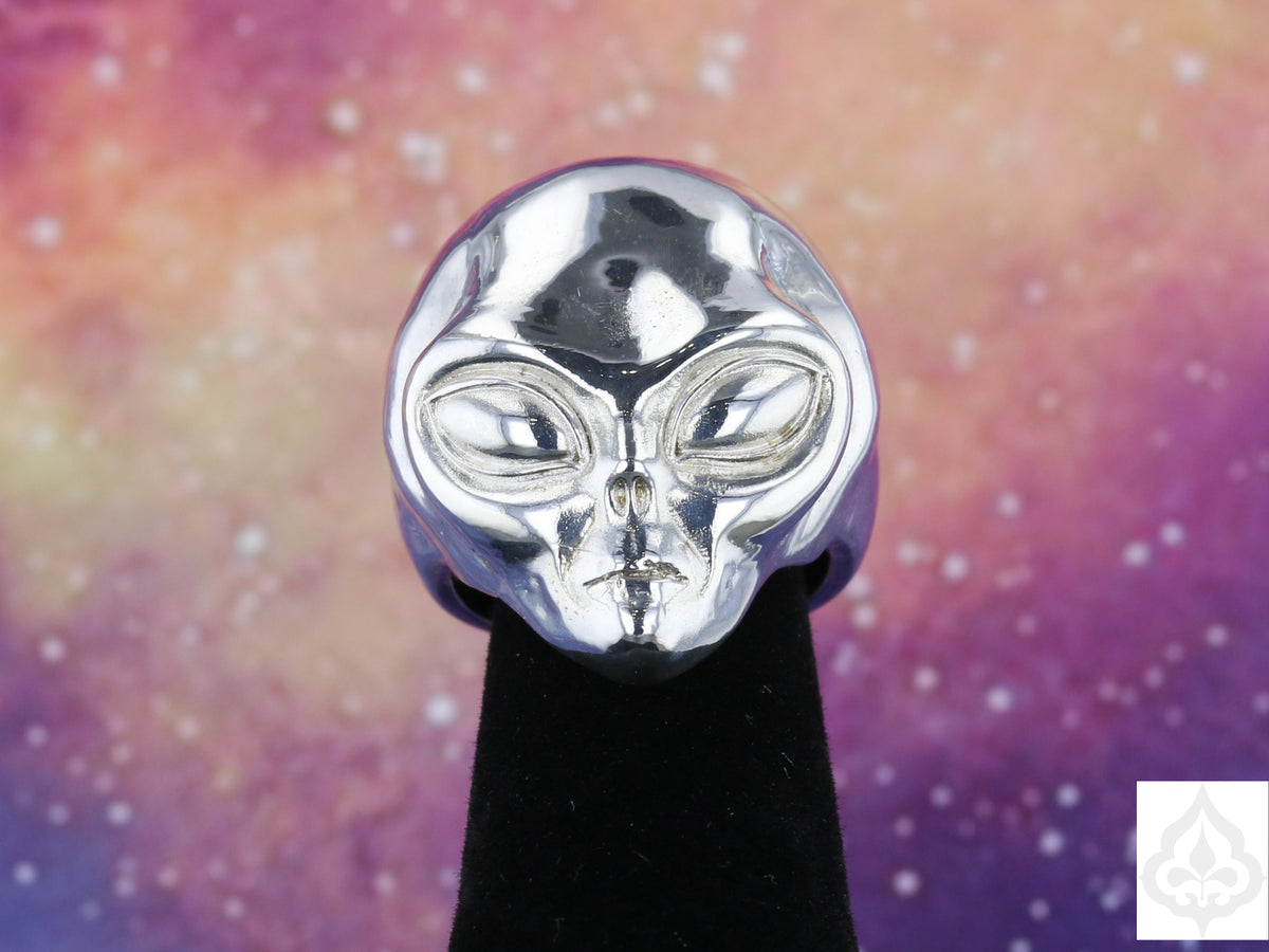 Alien Head Ring