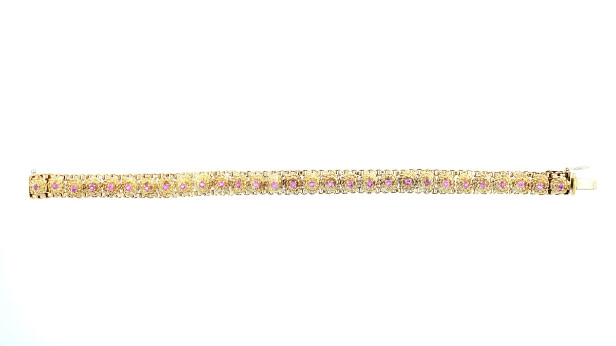 top down view of the entire bracelet