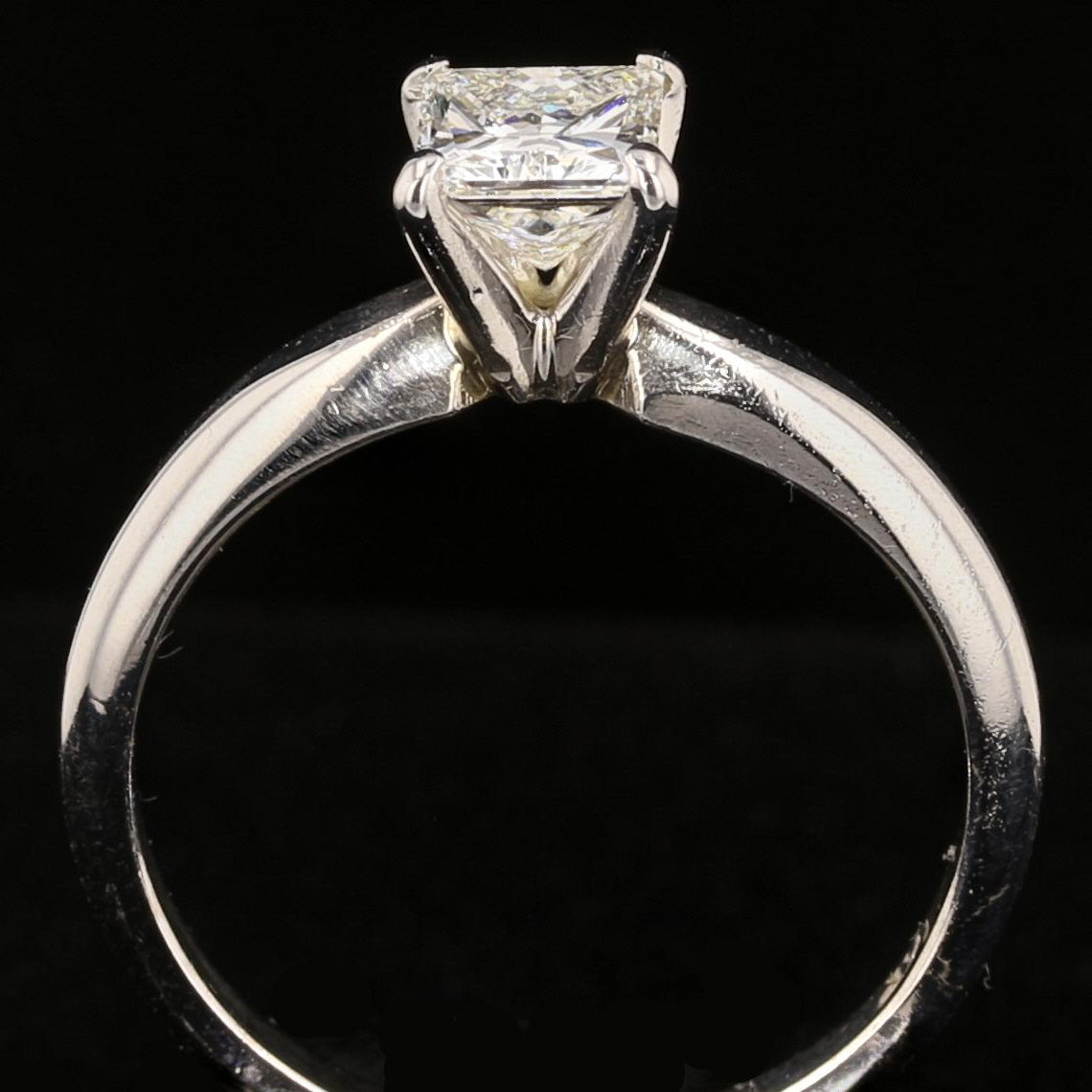 off center view of the ring, seeing more of the shank