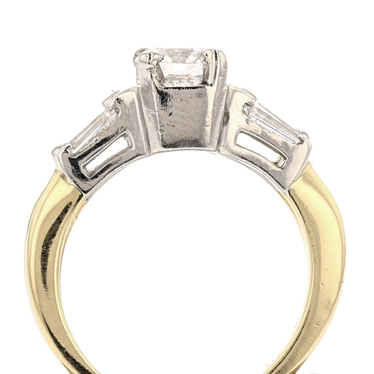 Timeless 18K Gold Round Diamond and Rectangular Side Stone Ring