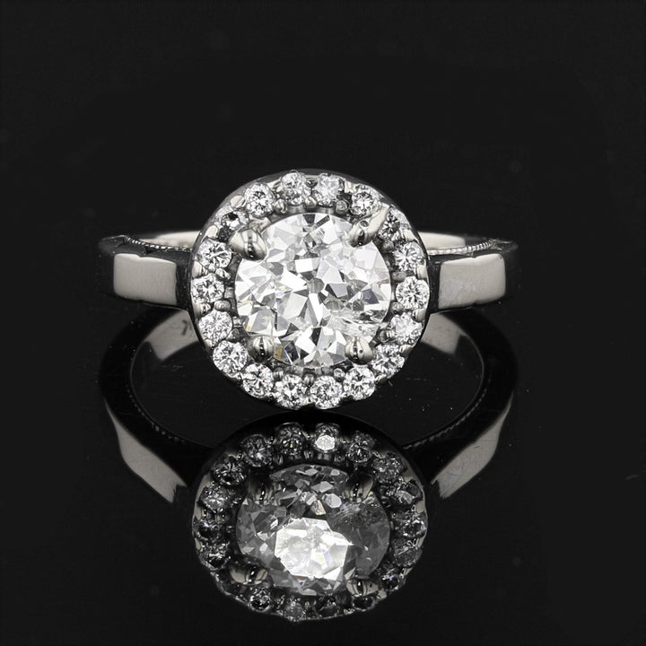 Antique 18K White Gold, Round Cut, 1.1ct Center Diamond