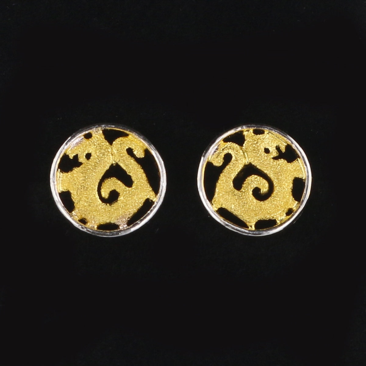 2 Tone Studs 892970