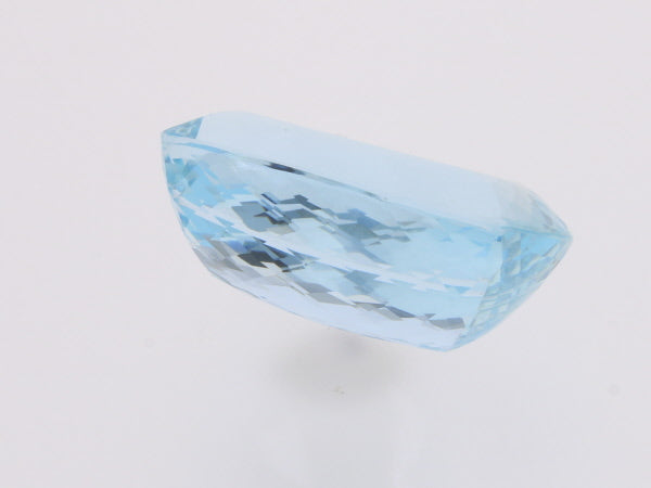66 Carat Natural Aquamarine - David's Antiques & Jewelry