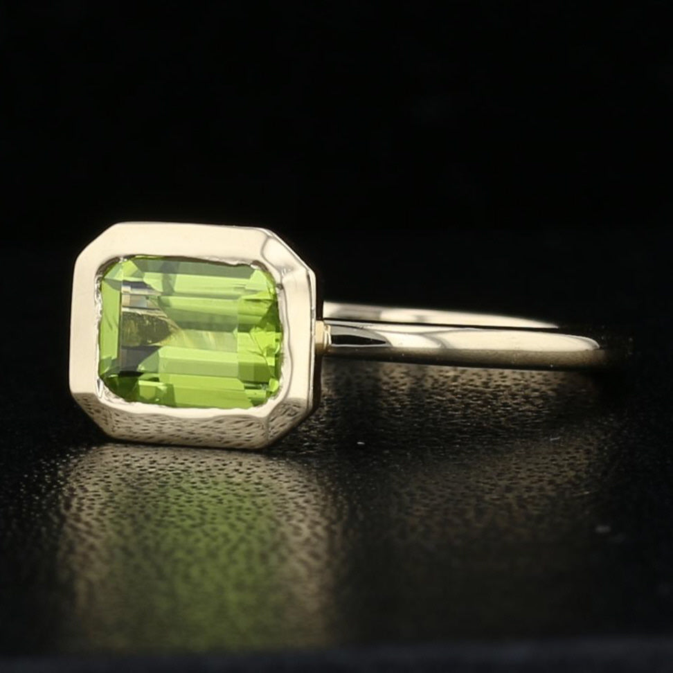 The Peridot Jewelry Guide: Choosing, Wearing & Care