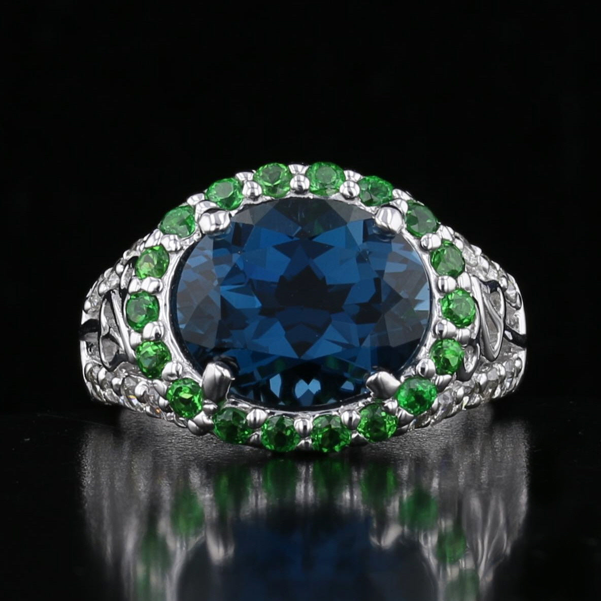 The Topaz Jewelry Guide: Choosing, Wearing & Care