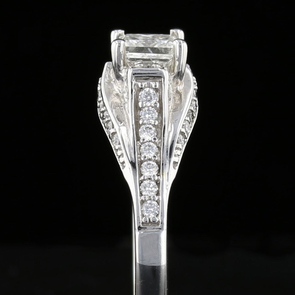 Vintage Diamond Ring White Gold