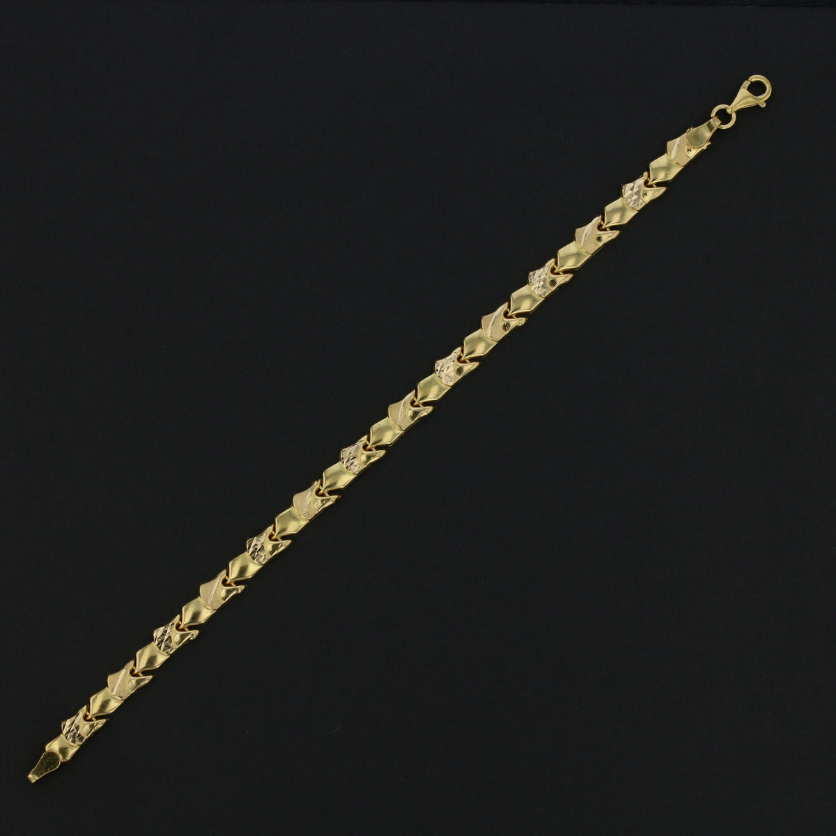 21K Gold Bracelet   890741