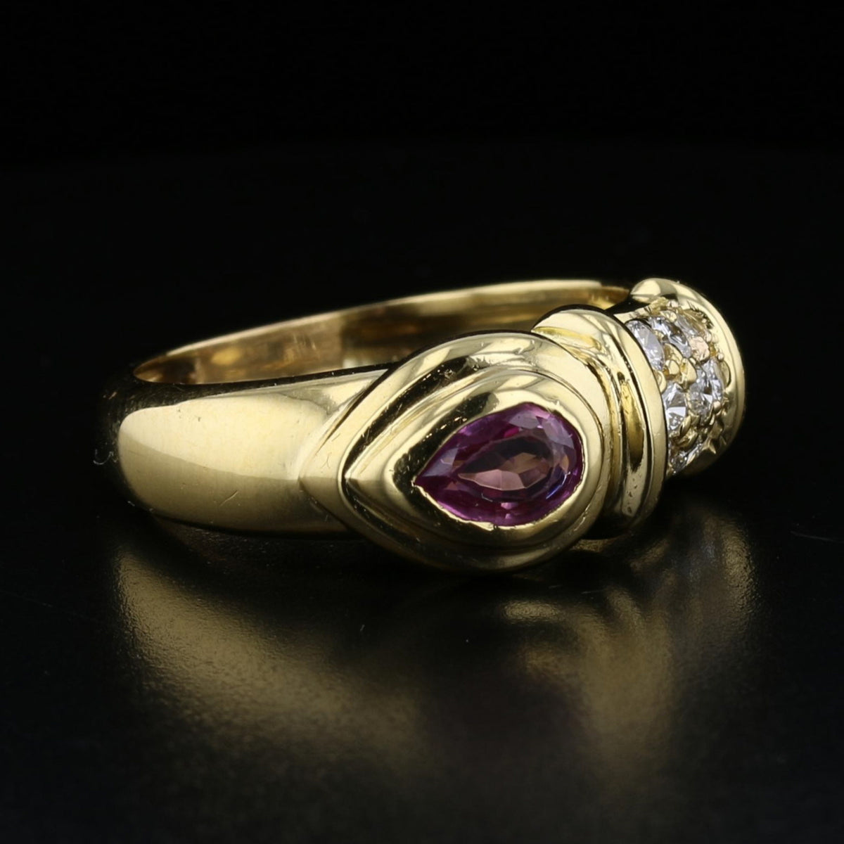 18K Gold Pink Sapphire, Diamond Ring   891080