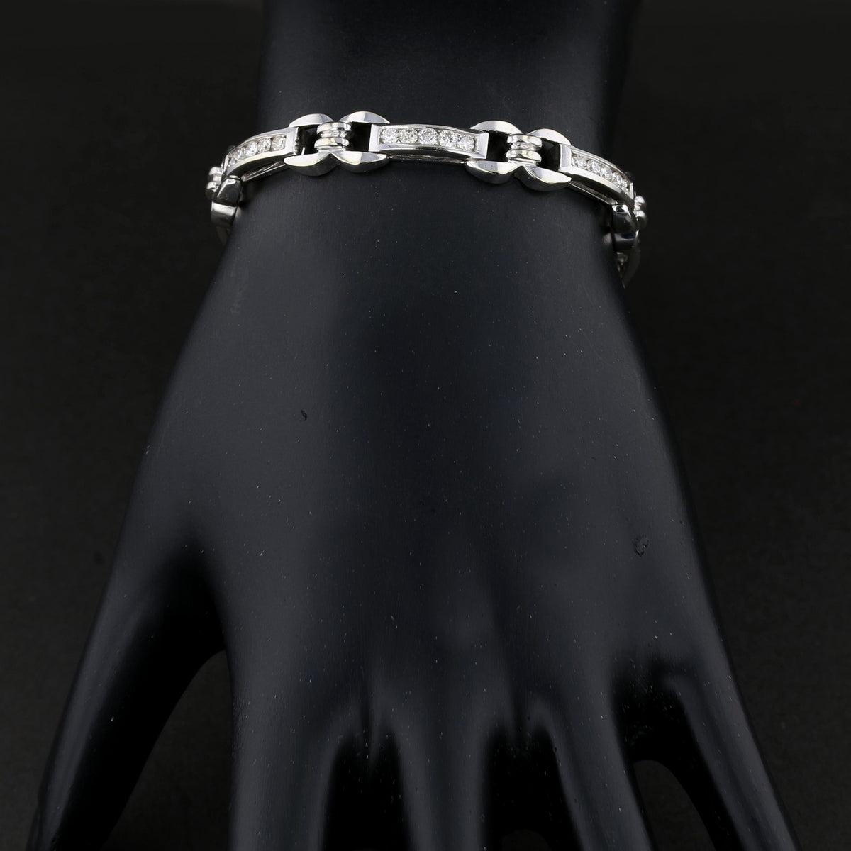 7" Round Diamond Gold Bracelet