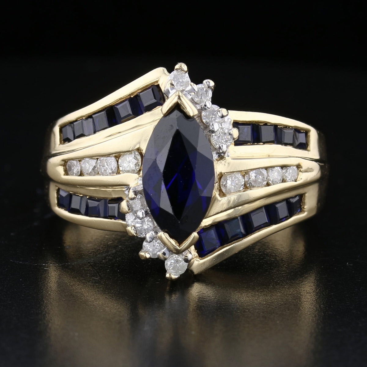 Sapphire Diamond Ring   892030