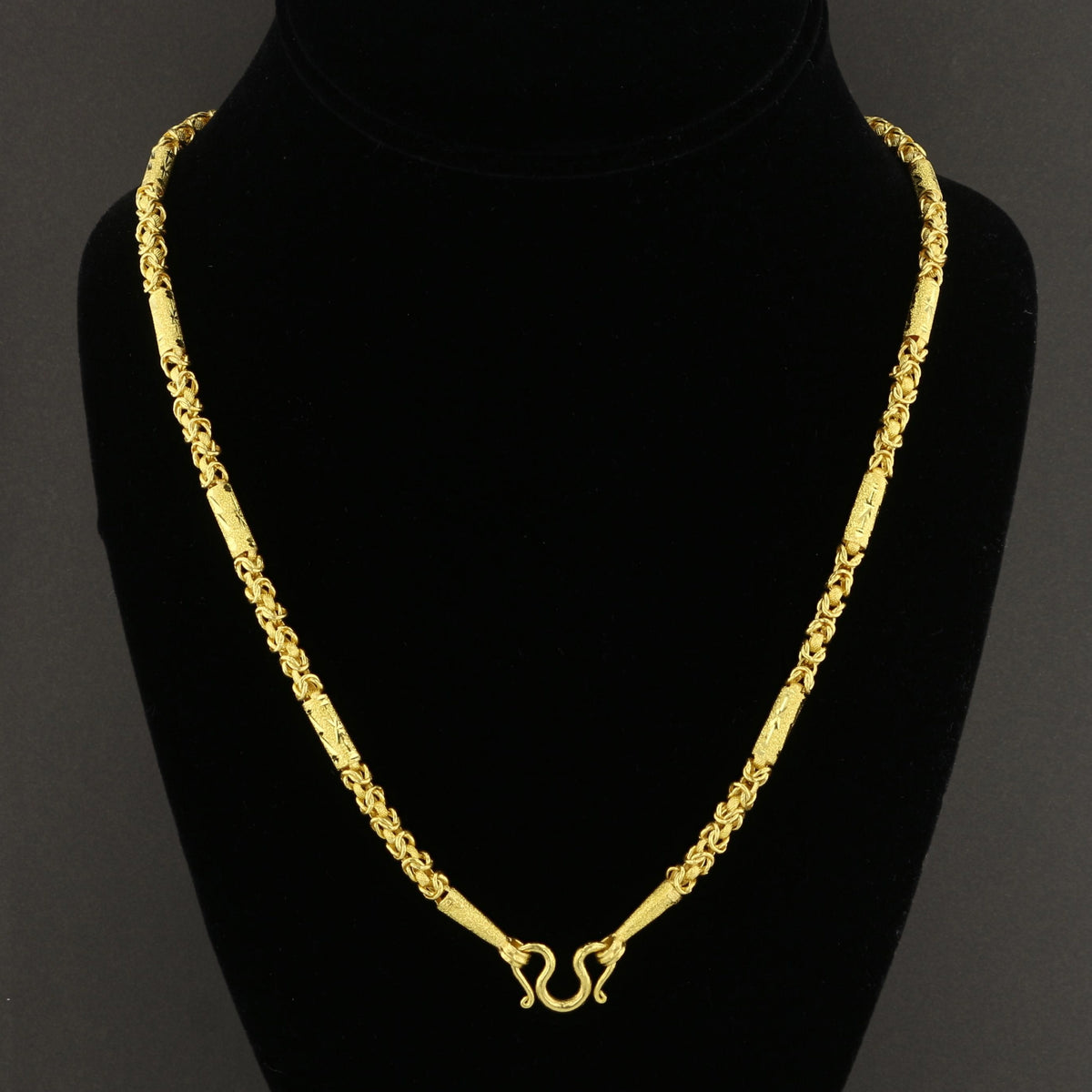 22K Necklace   892736