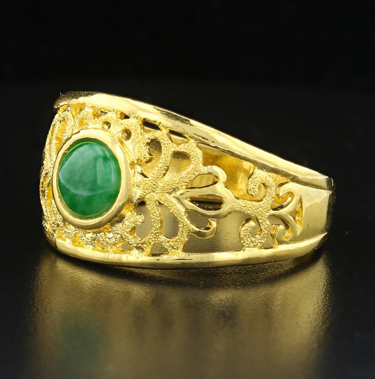 Jade Ring   893039