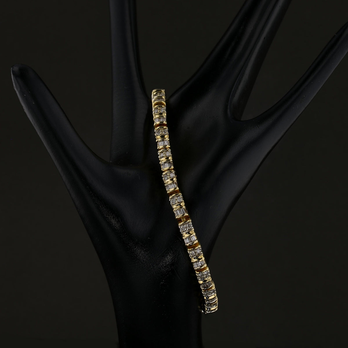 Diamond Bracelet   893128