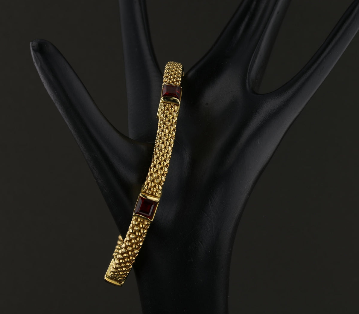 Garnet Bracelet   893135