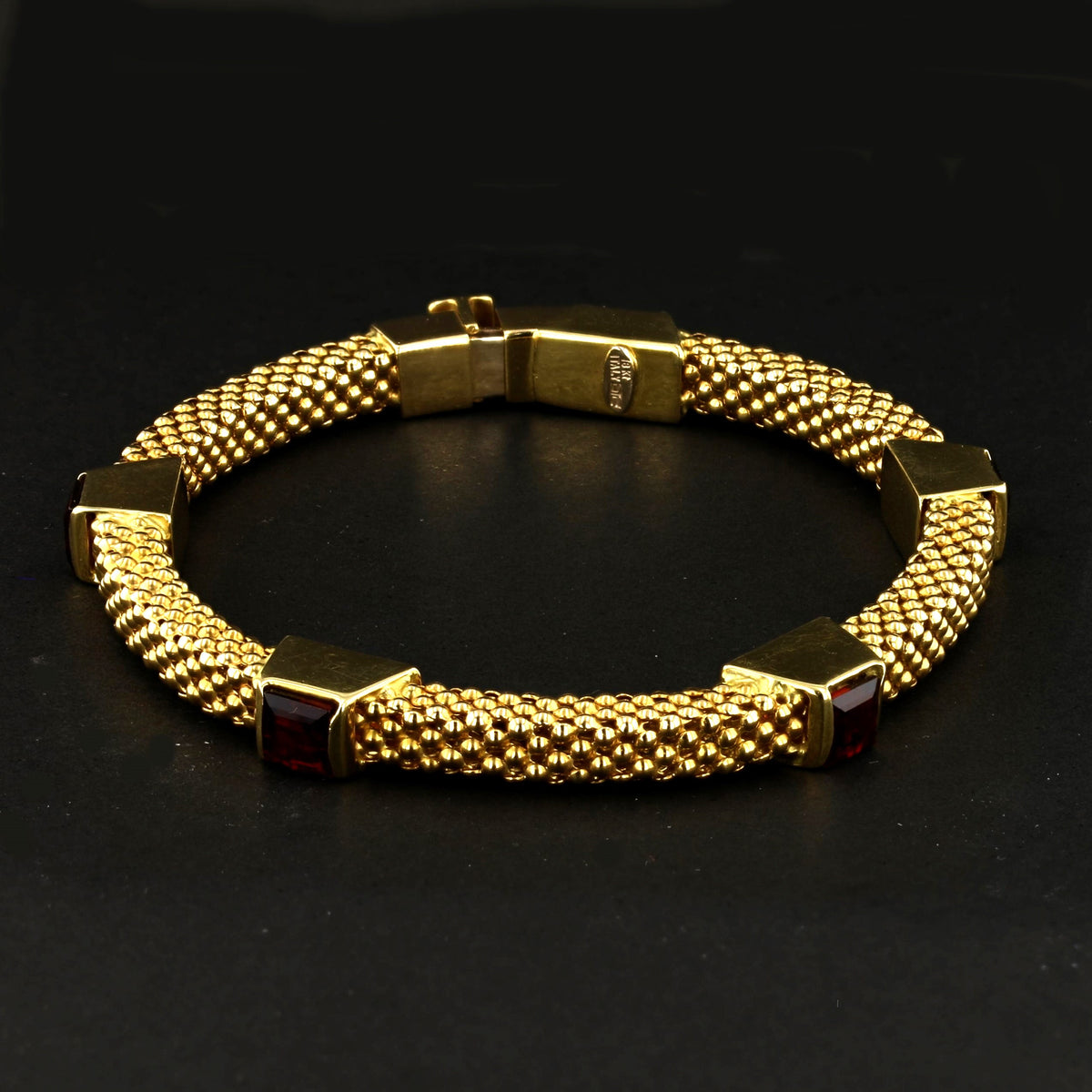 Garnet Bracelet   893135