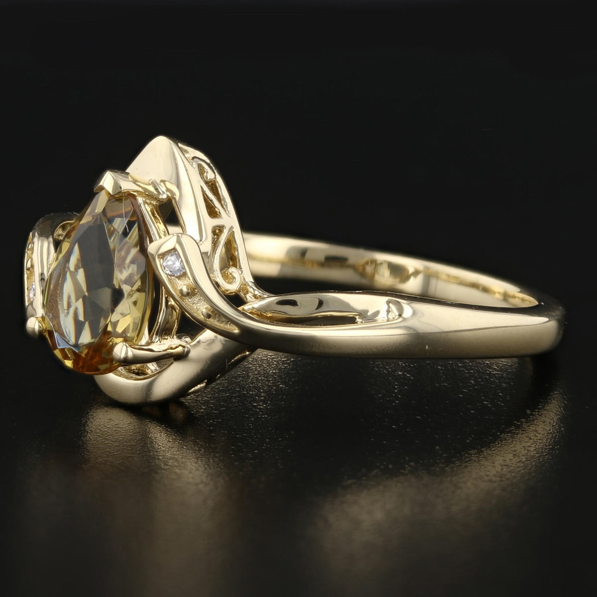 VooDooStone Ring Pear Shape S