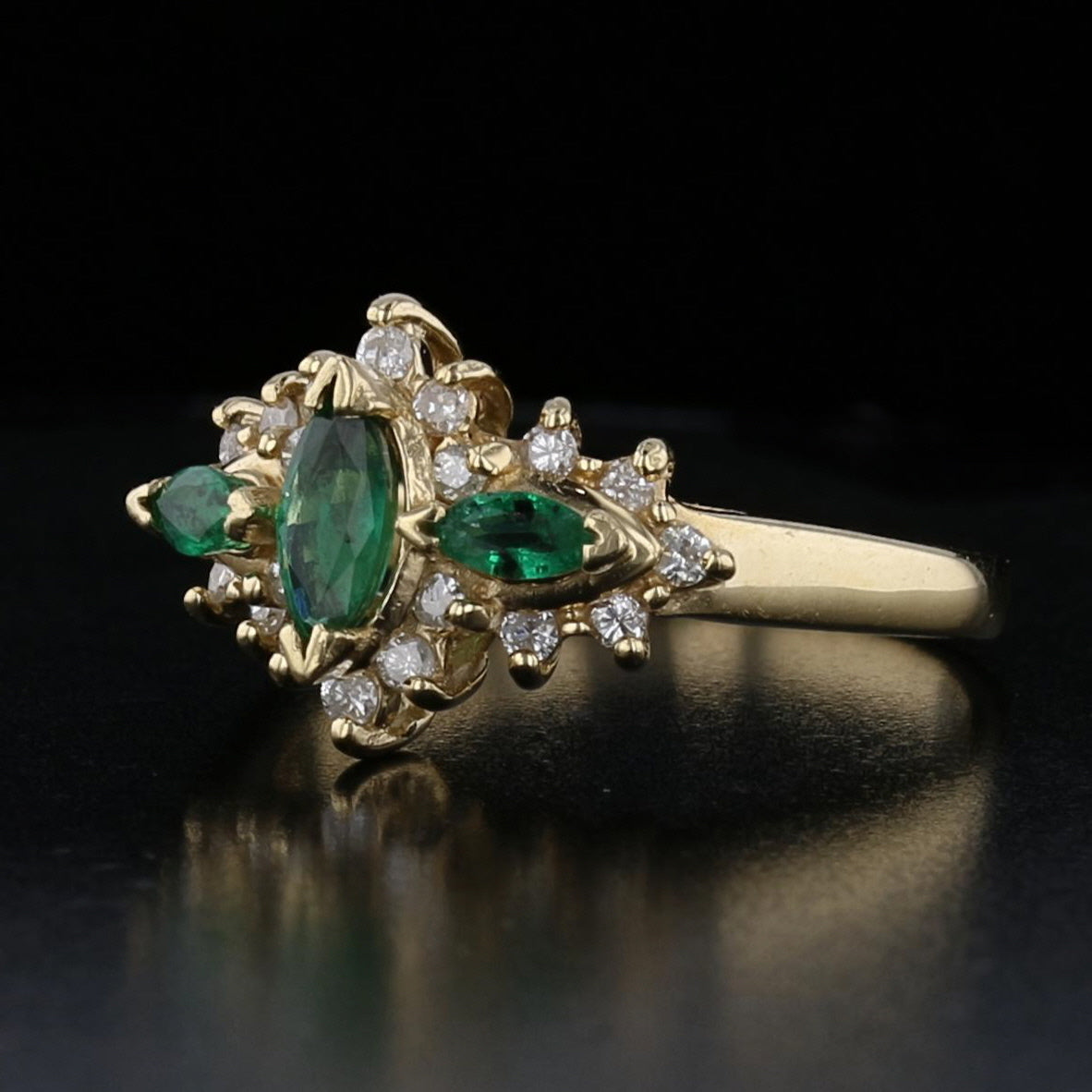 Vintage Emerald & Diamond Ring