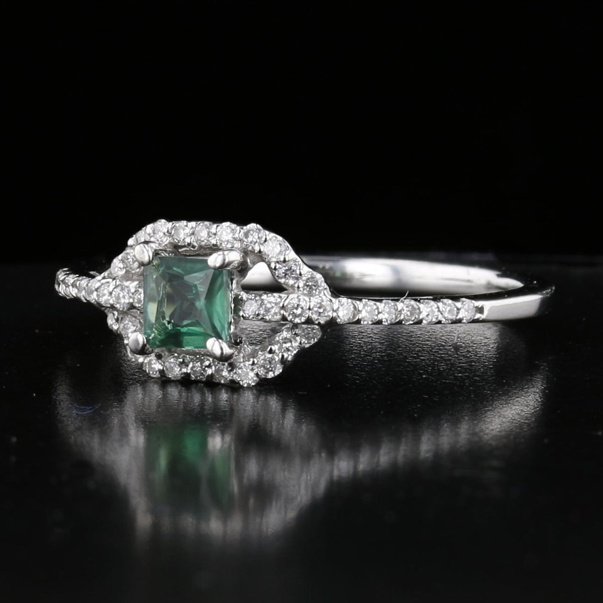 Alexandrite and Diamond GIA-Certified Ring