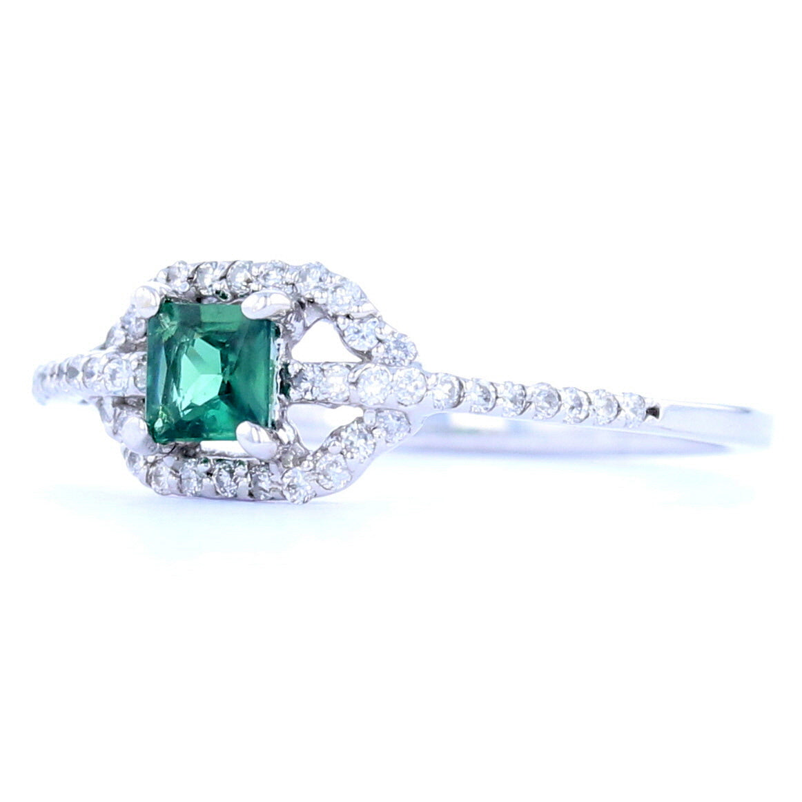 Alexandrite and Diamond GIA-Certified Ring