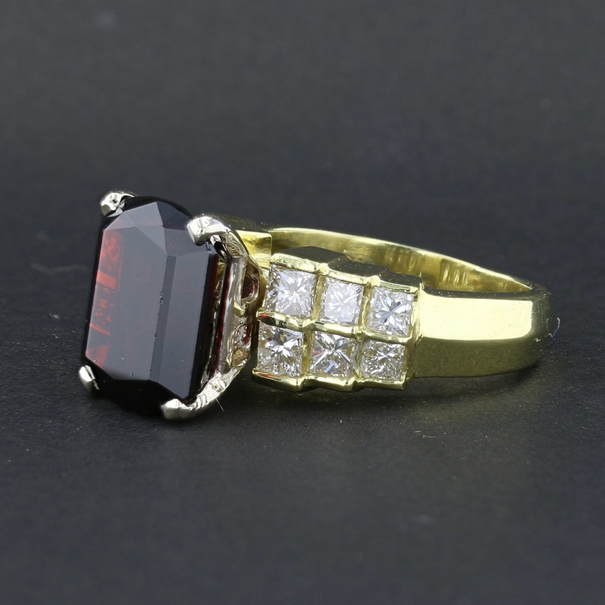 Garnet Diamond Ring