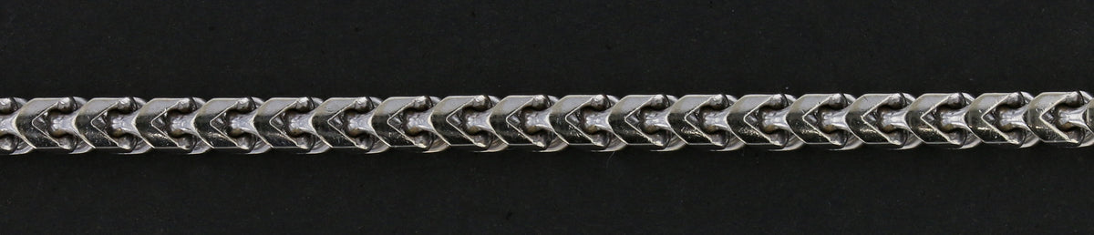 28" Gold Chain   893659