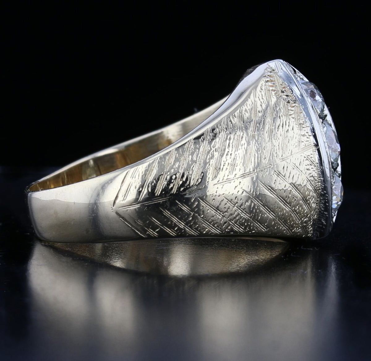 Diamond Ring sz 8.5   893774