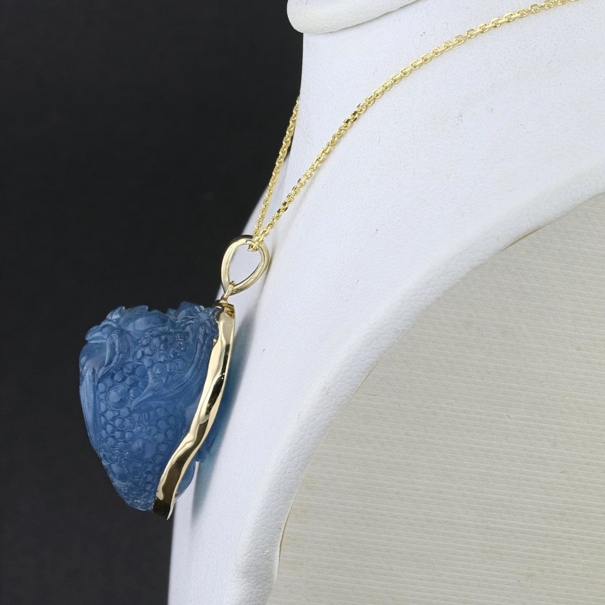 Carved Aquamarine Pendant